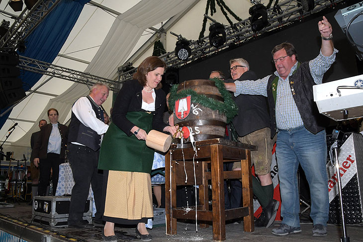 Anstich 52. Truderinger Festwoche 2025 (©Foto: Ingrid Grossmann)